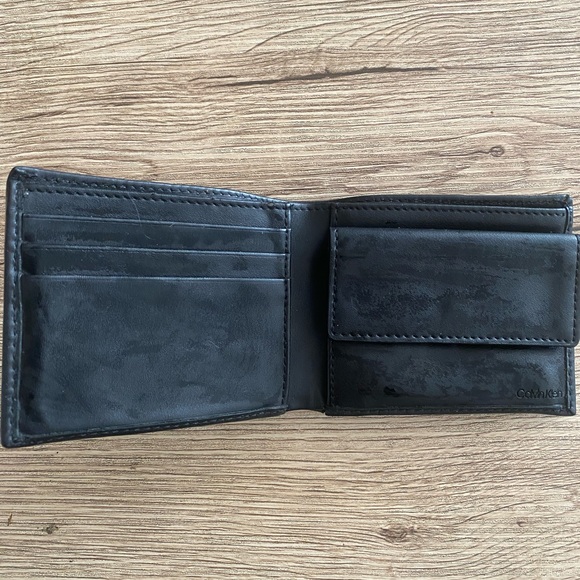Men Calvin Klein Black Leather Wallet - Picture 2 of 3